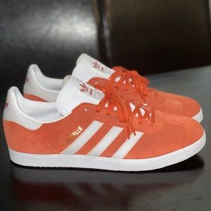 Adidas shoes men’s size 10.5